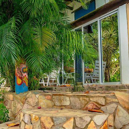 Kokrobite Gardens Restaurant And Guest House Exterior foto